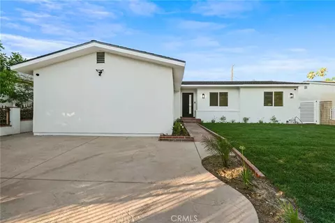 9076 Lev Ave, Arleta, CA 91331