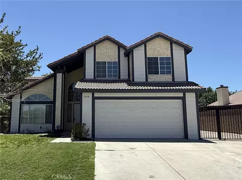 3318 Denise St, Lancaster, CA 93536