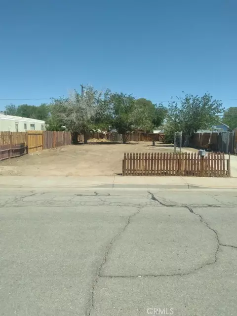 1320 W Saint George Ave, Ridgecrest, CA 93555