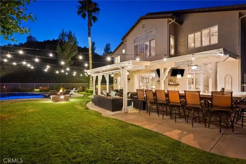 28814 Bonsai Ct, Castaic, CA 91384