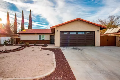 43629 Rembrandt St, Lancaster, CA 93535