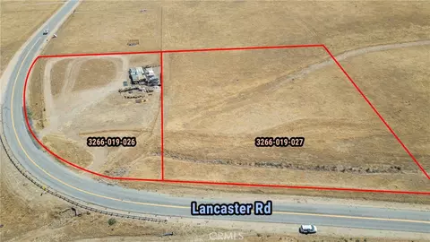 120 Fairmont Rd, Lancaster, CA 93536