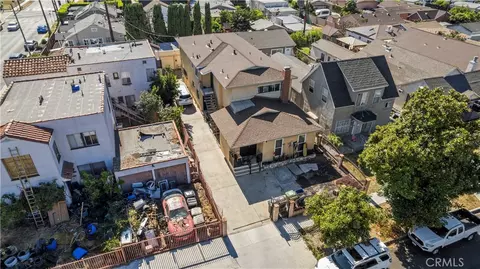 3887 S Van Ness Ave, Los Angeles, CA 90062