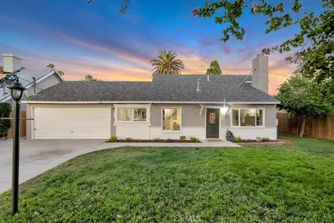 8018 Oakdale Ave, Winnetka, CA 91306