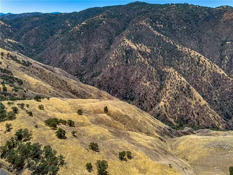 29201 Deertrail Dr, Tehachapi, CA 93561 photo 15