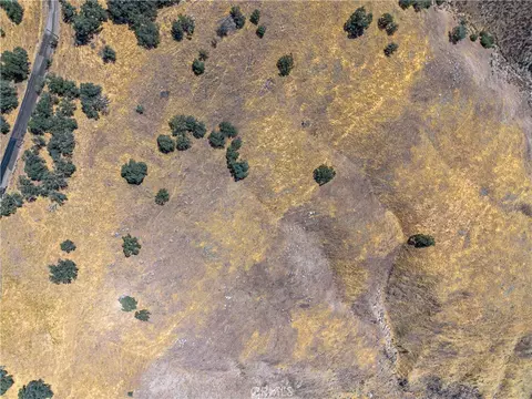 29201 Deertrail Dr, Tehachapi, CA 93561 photo 8
