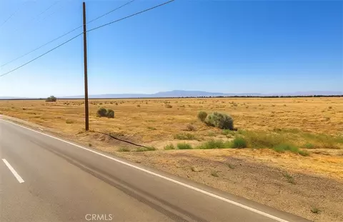 0 0, Palmdale, CA 93550 photo 2
