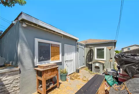 Exterior - 1802 W 153rd St E, Compton, CA 90220 photo 4 of 4