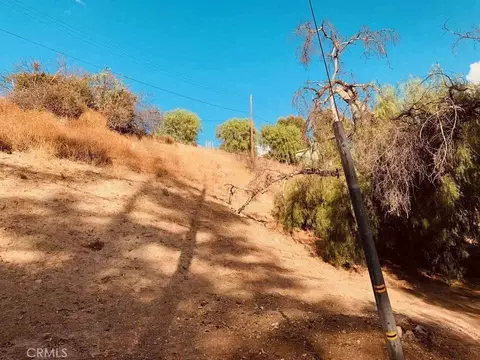 20927 Calimali Rd, Woodland Hills, CA 91364