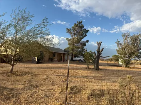 243 Balboa Ave, Mojave, CA 93501