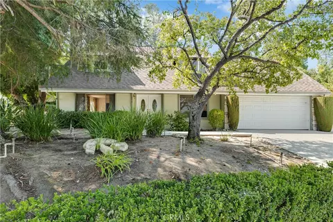 8515 Eatough Pl, West Hills, CA 91304