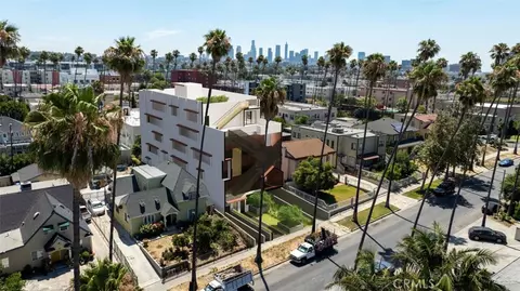 226 N Catalina St, Los Angeles, CA 90004