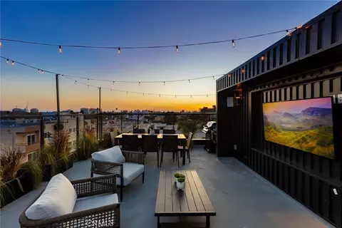 12600 Mitchell Ave, Los Angeles, CA 90066