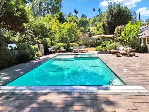 18090 Karen Dr, Encino, CA 91316
