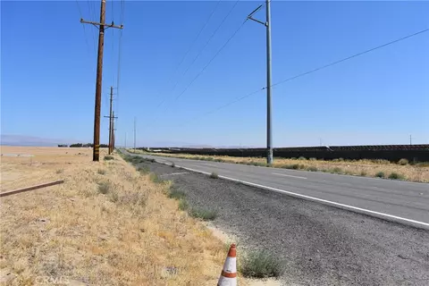 11000 Avenue G8, Lancaster, CA 93536