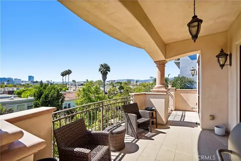 462 S Maple Dr #104 PH, Beverly Hills, CA 90212