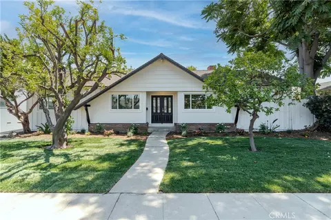 19834 Gresham St, Northridge, CA 91324
