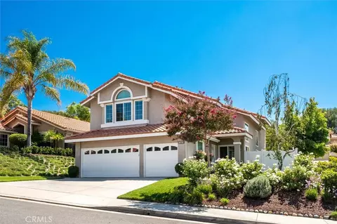 28720 Park Woodland Pl, Santa Clarita, CA 91390