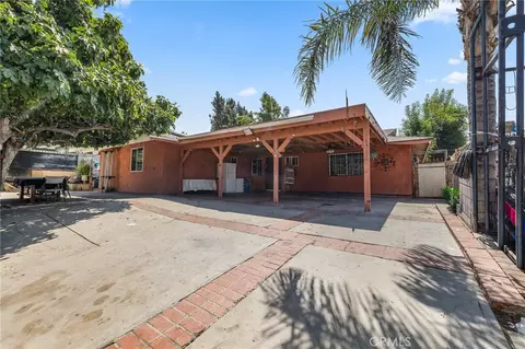 11926 Kathyann St, Sylmar, CA 91342