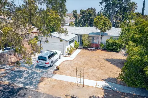 9168 Patrick Ave, Arleta, CA 91331