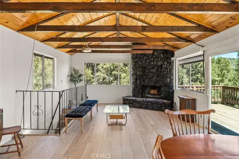 2204 Tirol Dr, Frazier Park, CA 93225