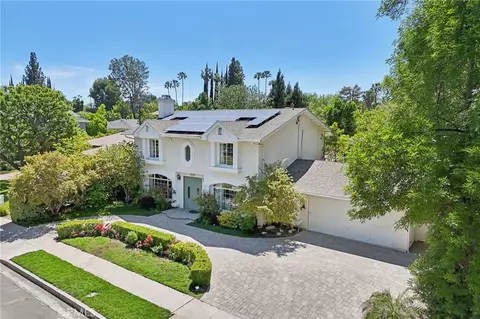 5347 Hinton Ave, Woodland Hills, CA 91367