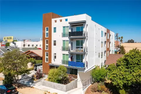 222 N Manhattan Pl, Los Angeles, CA 90004