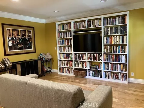 11138 Aqua Vista St #67, Studio City, CA 91602