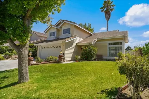27610 Kevin Pl, Saugus, CA 91350