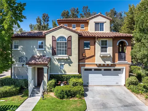 23437 Abbey Glen Pl, Valencia, CA 91354