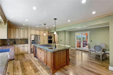 11265 Sunshine Ter, Studio City, CA 91604