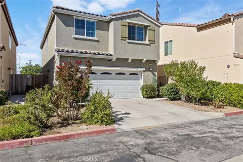 11161 Laughlin Ln, North Hollywood, CA 91606
