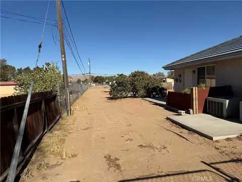 Exterior - 21160 Us Highway 18, Apple Valley, CA 92307 photo 7 of 8