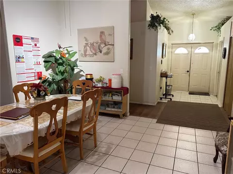 Entry Way - 21160 Us Highway 18, Apple Valley, CA 92307 photo 2 of 2