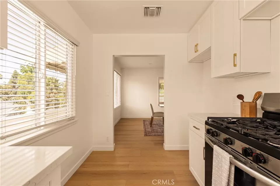 Entry Way - 4644 Lowell Ave, La Crescenta, CA 91214 photo 1 of 1