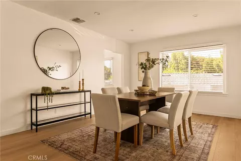 Dining - 4644 Lowell Ave, La Crescenta, CA 91214 photo 1 of 3