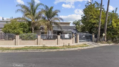 8134 Baird Ave, Reseda, CA 91335