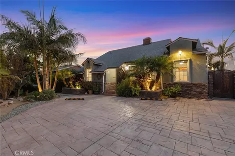 6339 Riverton Ave, North Hollywood, CA 91606
