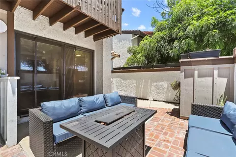 21535 Erwin St #131, Woodland Hills, CA 91367