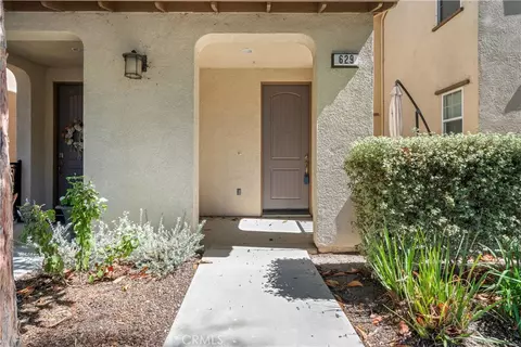 629 Forest Park Blvd, Oxnard, CA 93036