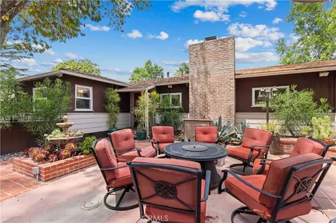 13405 Tiara St, Valley Glen, CA 91401