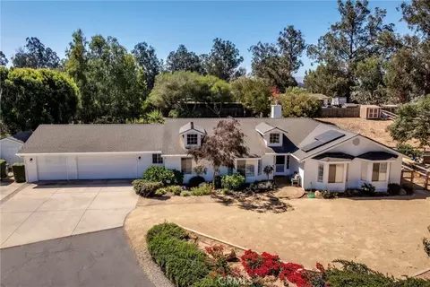 760 Black Oak Ln, Nipomo, CA 93444