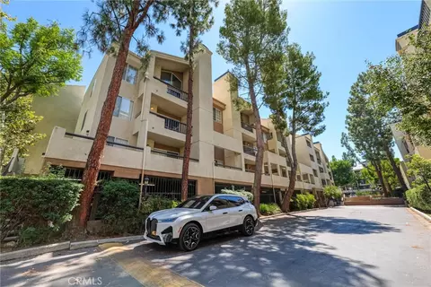 21450 Burbank Blvd #203, Woodland Hills, CA 91367