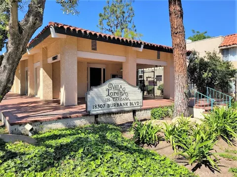 18307 Burbank Blvd #14, Tarzana, CA 91356