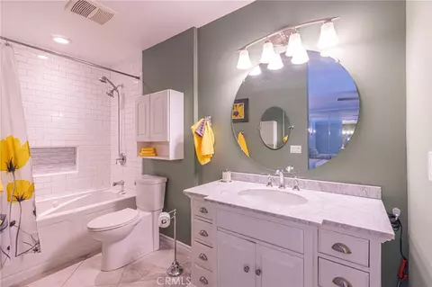 26166 Rainbow Glen Dr, Newhall, CA 91321