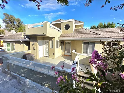 26121 Mcbean #22, Valencia, CA 91355