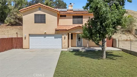 30045 Marvin Ave, Castaic, CA 91384