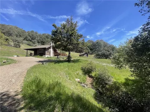 Exterior - 3265 Cypress Mountain Rd, Templeton, CA 93465 photo 8 of 13