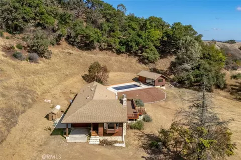 Exterior - 3265 Cypress Mountain Rd, Templeton, CA 93465 photo 13 of 13