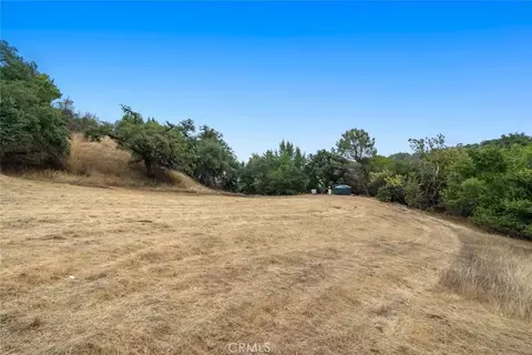 Exterior - 3265 Cypress Mountain Rd, Templeton, CA 93465 photo 9 of 13